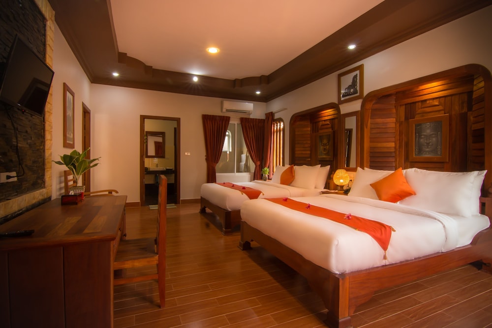 Superior Suite - 2 Double Beds - 4 Adults photo 2