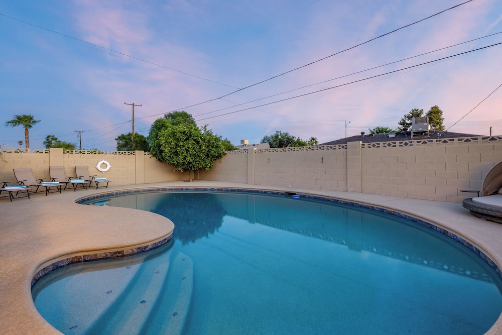 Weldon Ave Stunning Old-town Ranch Home - OMG, Zdjęcie 3