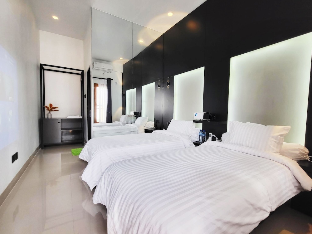 Twin Room, 2 Twin Beds, Non Smoking, Garden View