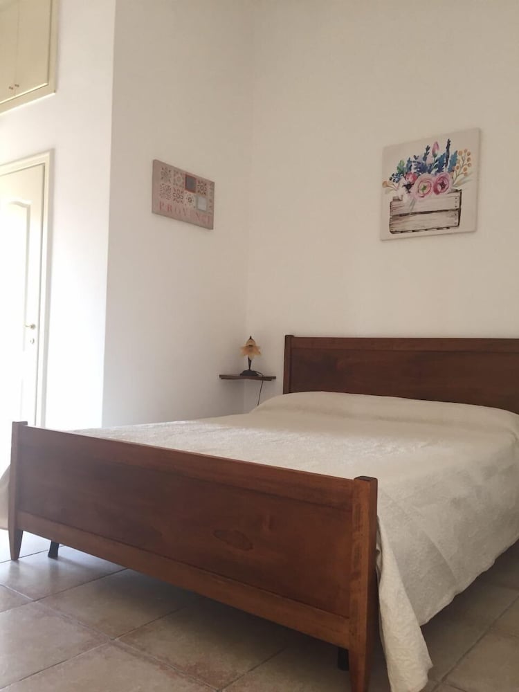 Traditional Triple Room (Federico II) photo 1