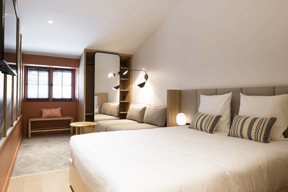 Double Room, 1 Double Bed With Sofa Bed (3 Adultes) photo 1
