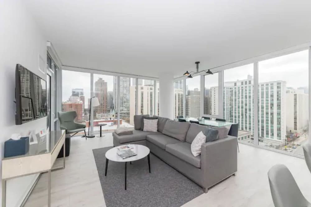 Deluxe Room, Multiple Beds, City View - Photo 5