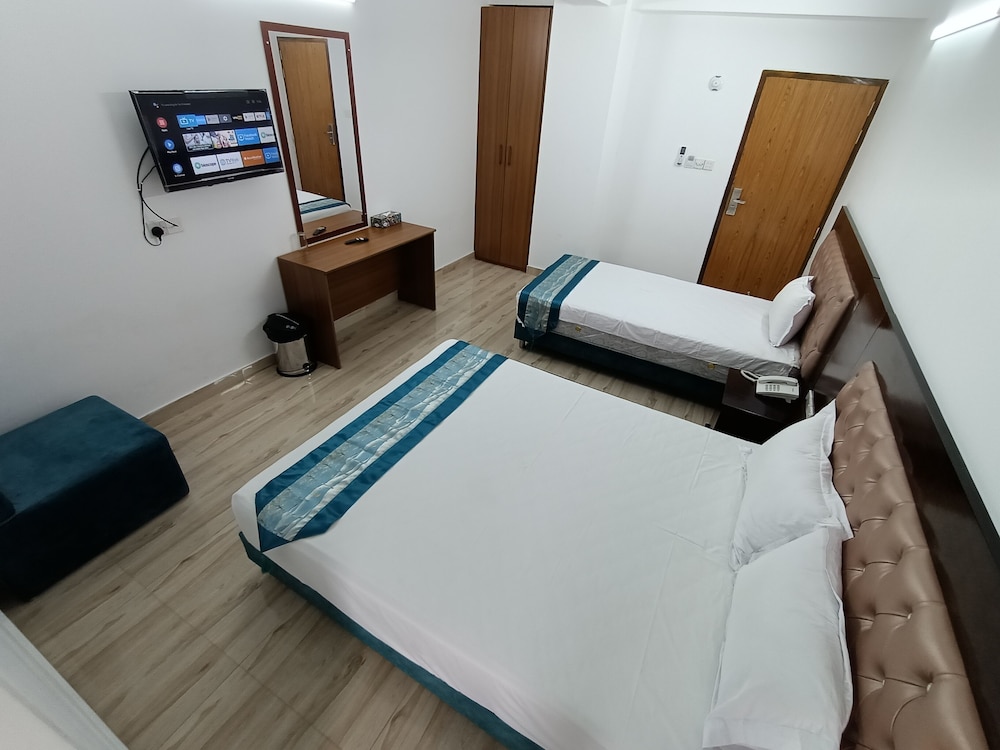 Family Triple Room photo 3
