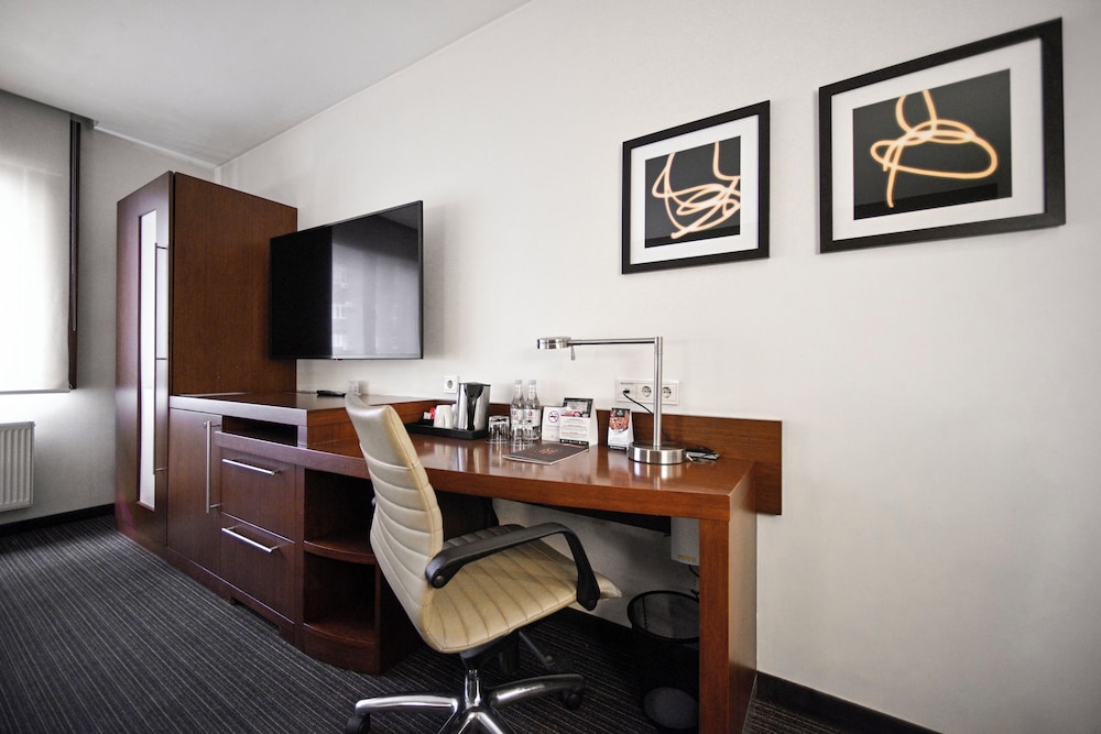 Superior King Room photo 1