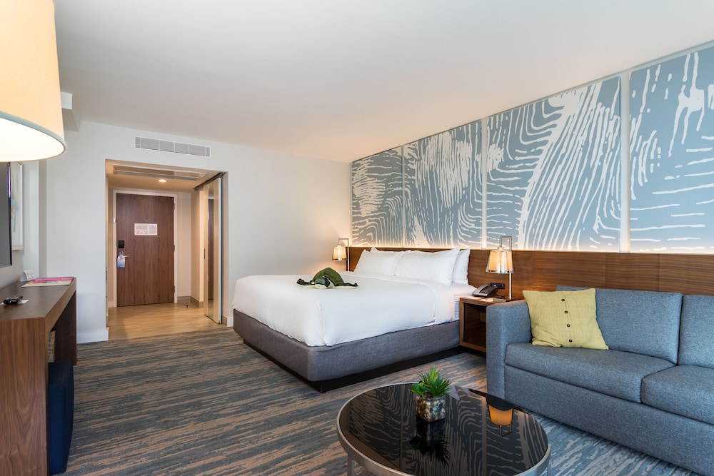 Junior Studio Suite, 1 King Bed with Sofa bed, Ocean View (Junior Suite Ocean View King Bed Room) - Photo 4