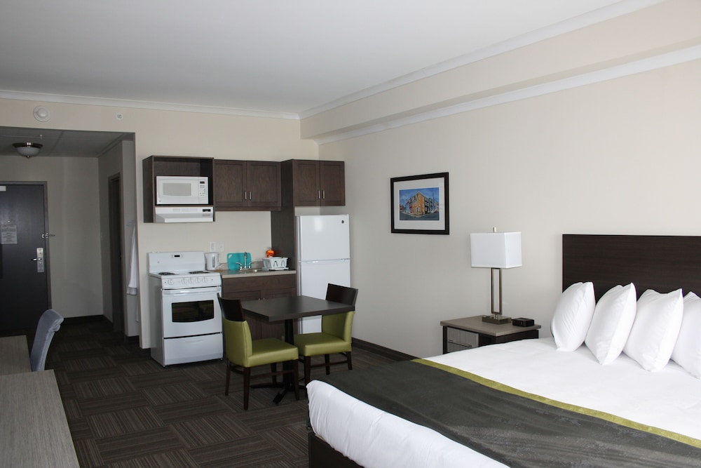 Junior Suite, 1 King Bed (Not Pet Friendly)