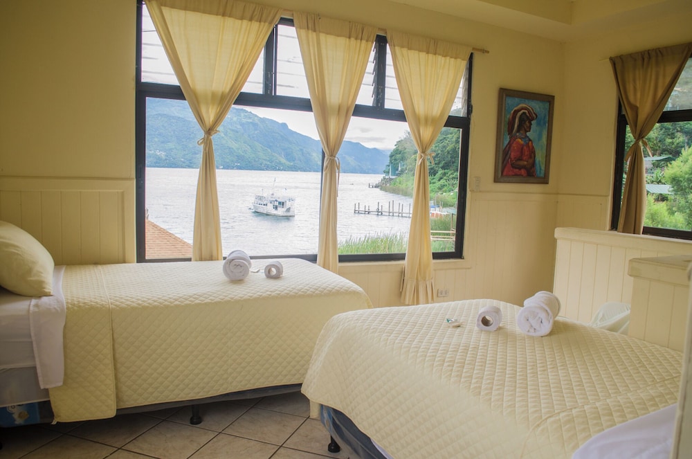 Family Shared Dormitory, Beach View photo 2