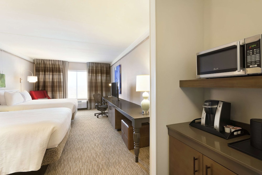 Suite, 2 Queen Beds, Accessible photo 2