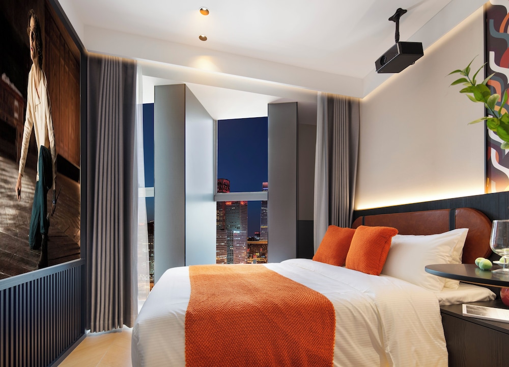 Comfort Double Room, City View