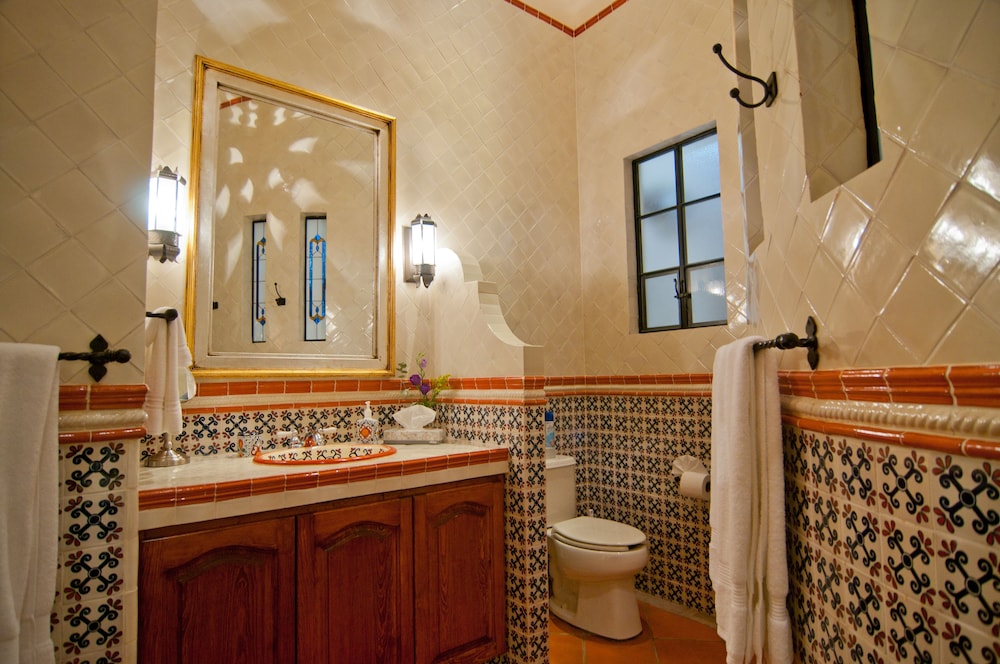 Superior Double Room, Ensuite (Michoacan) photo 2