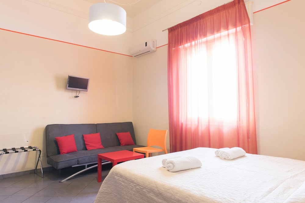 Double Room - Photo 2