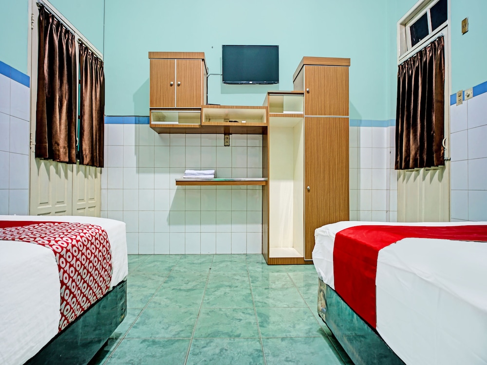Standard Twin Room photo 2