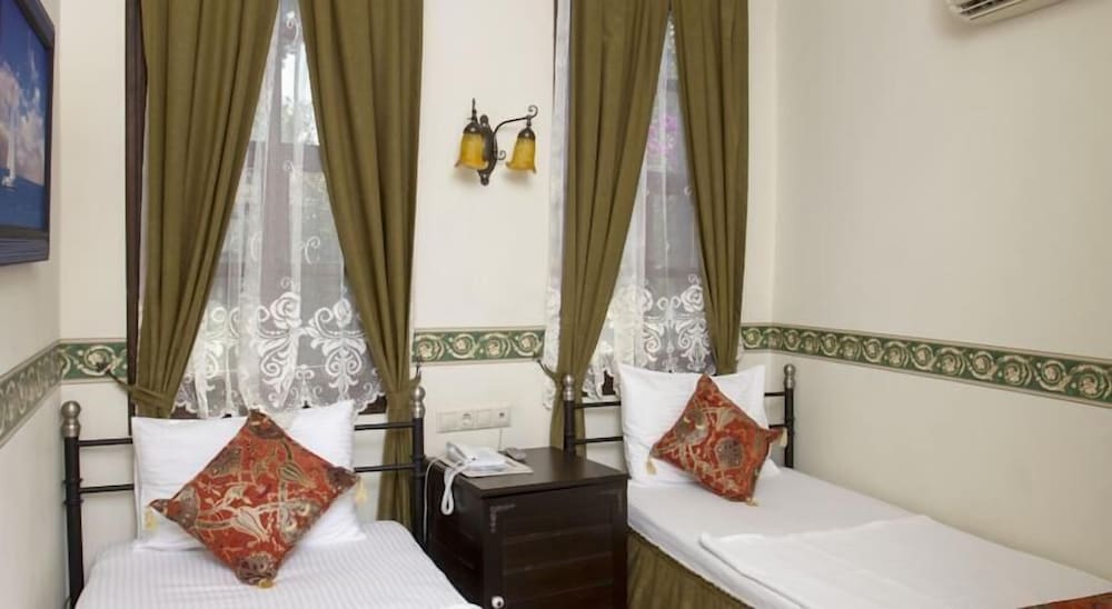 Traditional Triple Room