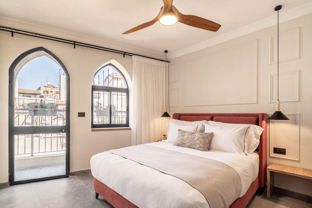 Standard Room - Photo 1