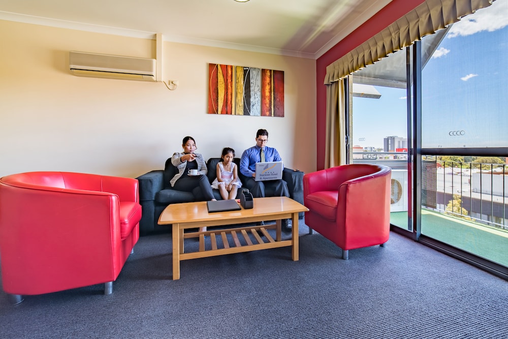 1 Bedroom Apartment photo 3