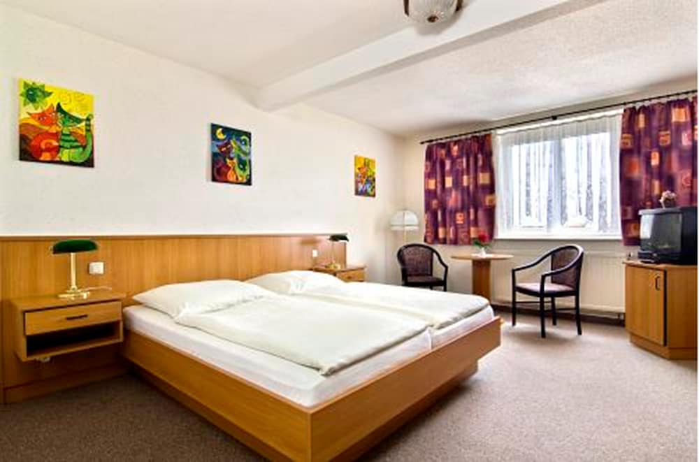 Triple Room photo 3