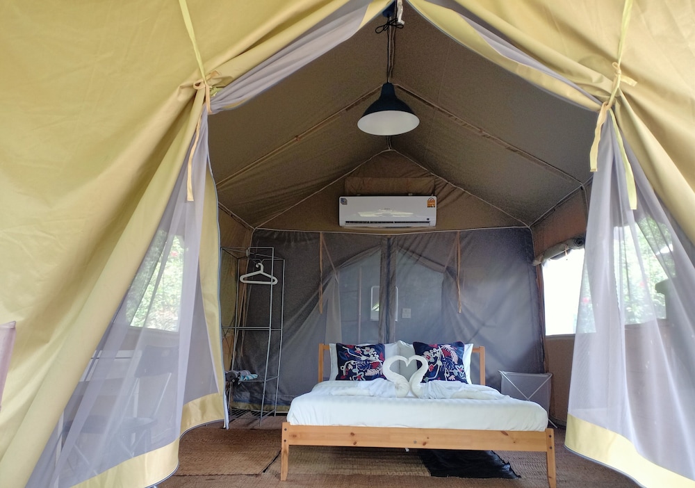 Double Tent