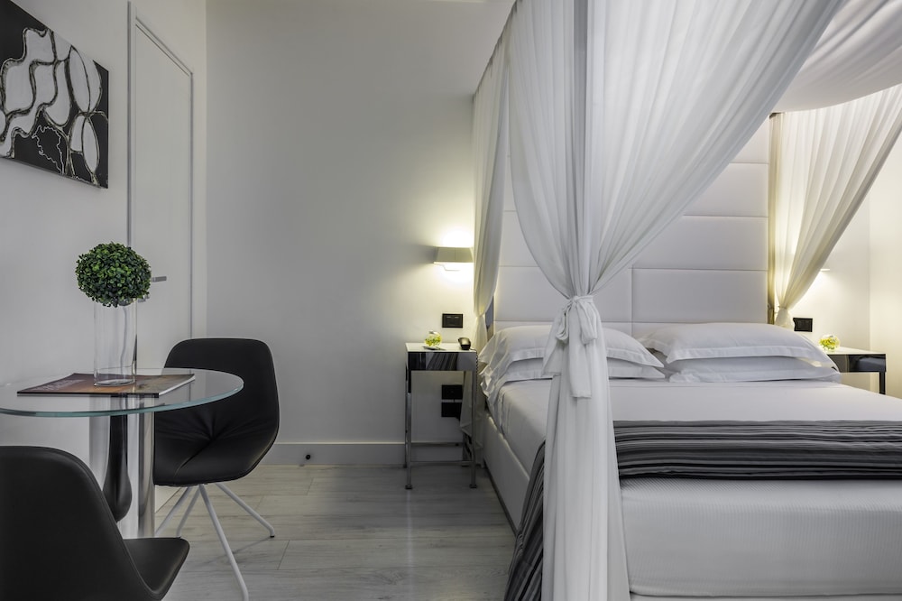Junior Room, River View