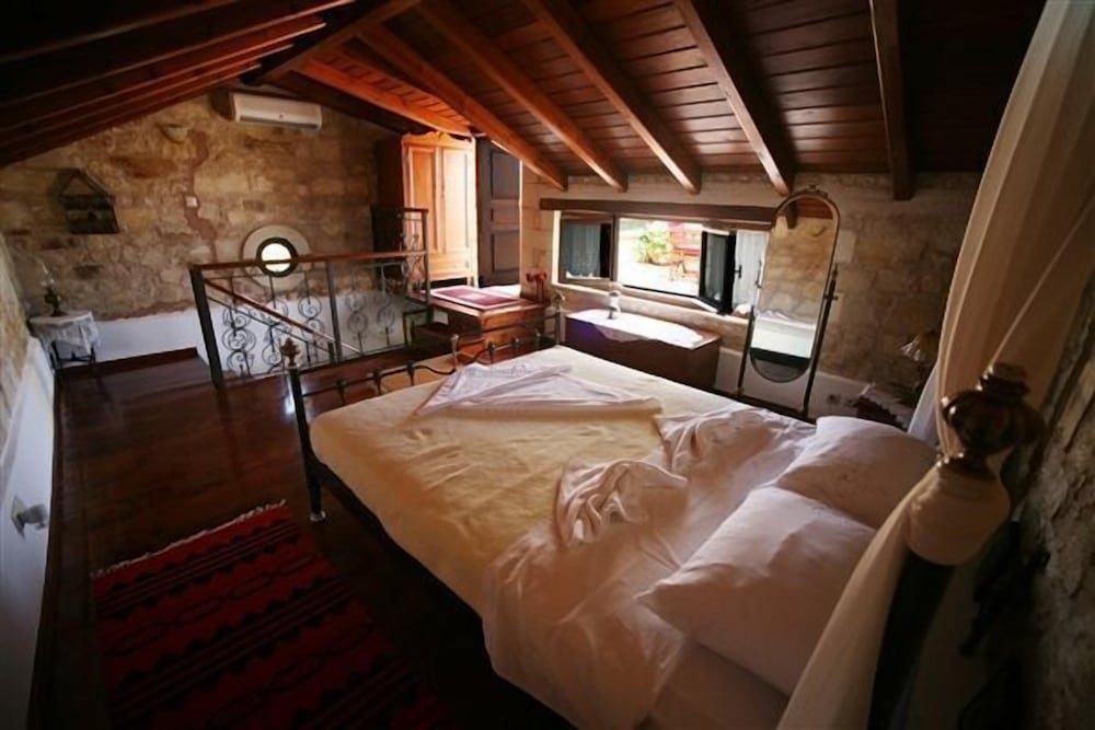 Villa (Mezzanine) photo 2