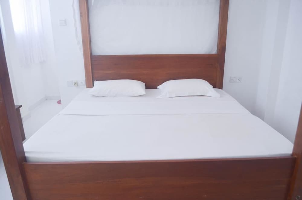 Deluxe Double Room, Private Bathroom, City View