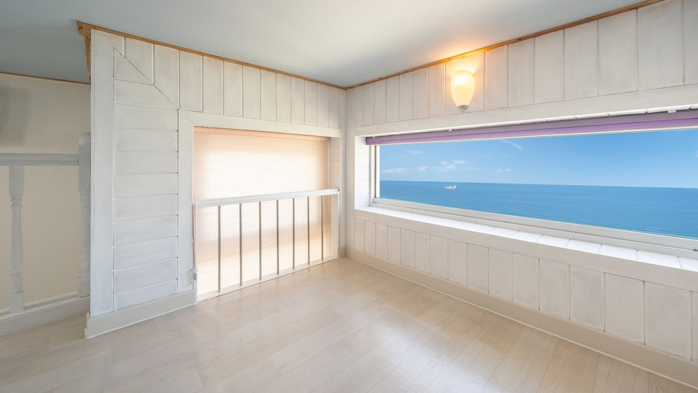 Basic Room, 1 Bedroom (302) - Photo 8