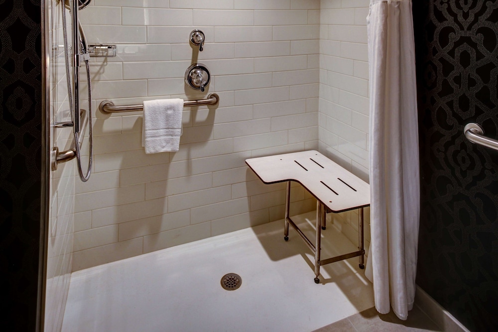 Embassy Suites Williamsburg, Bild 2