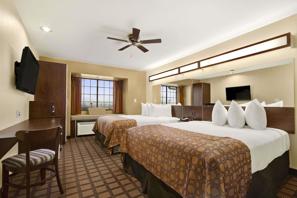 Room, 2 Queen Beds, Accessible, Non Smoking (Tub with Grab Bars) - Photo 1