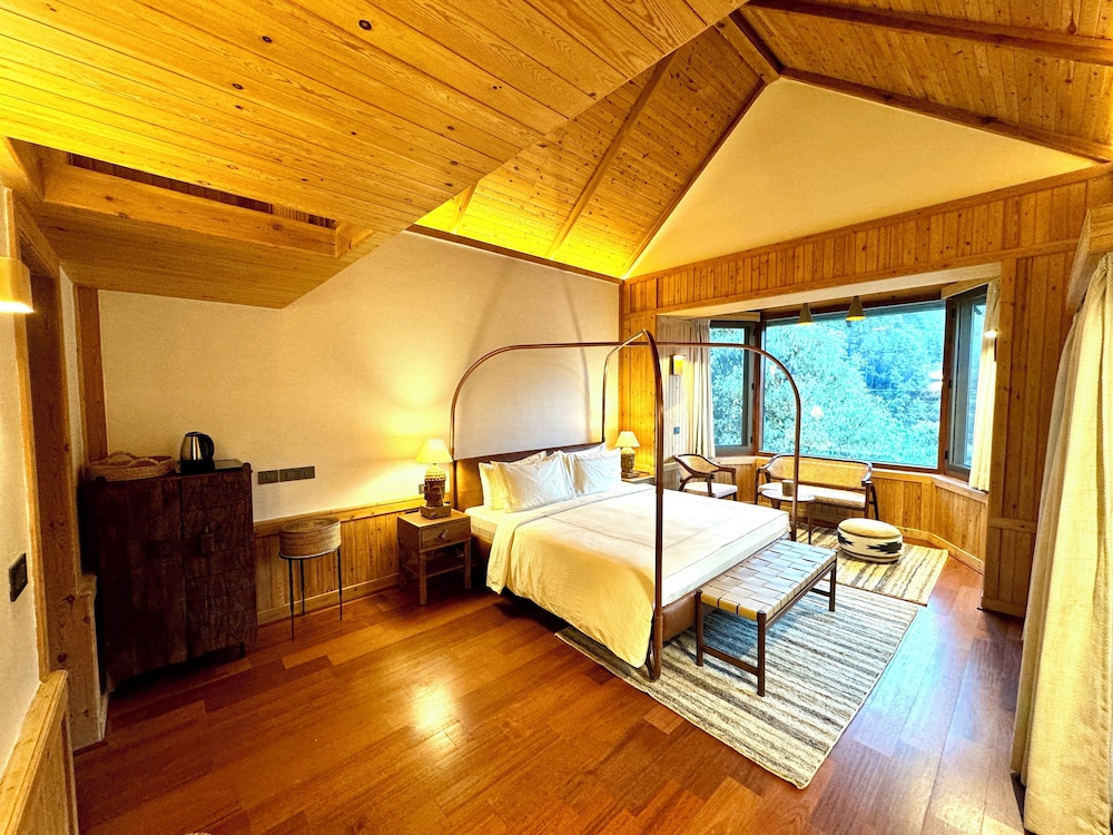 Nandakot Room with Sit-Out
