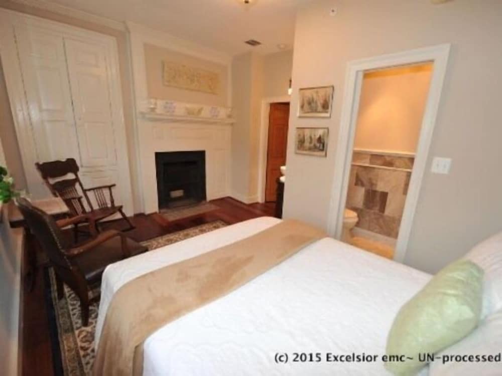 Suite, Ensuite (The Lady Victoria Suite) photo 2
