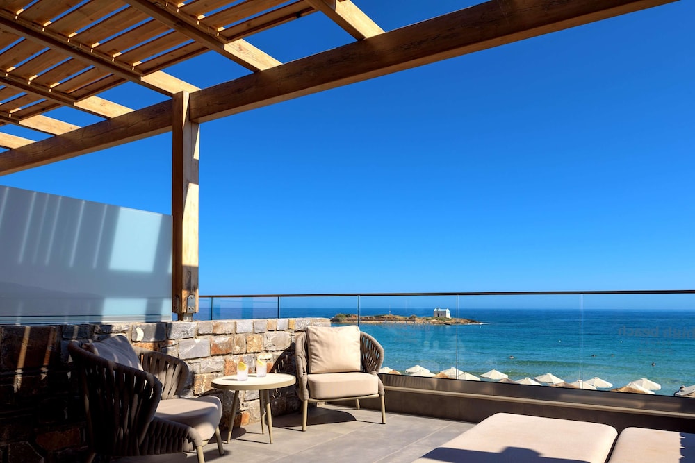Diamond Suite Beachfront - Photo 18