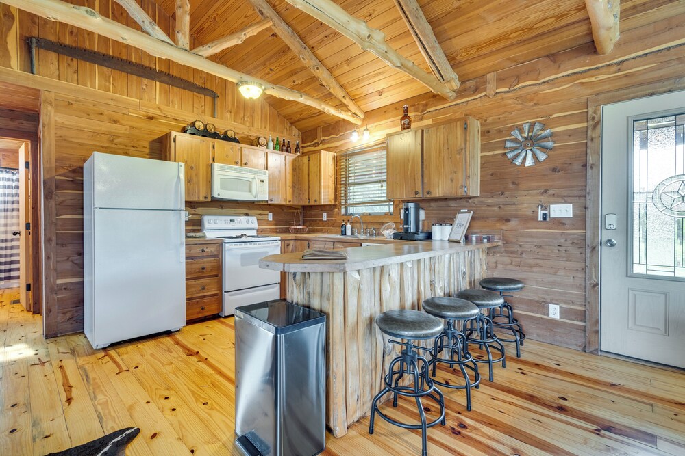 House (2 Bedrooms) photo 2