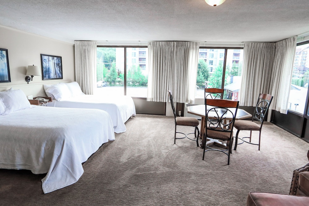 Suite, 2 Double Beds