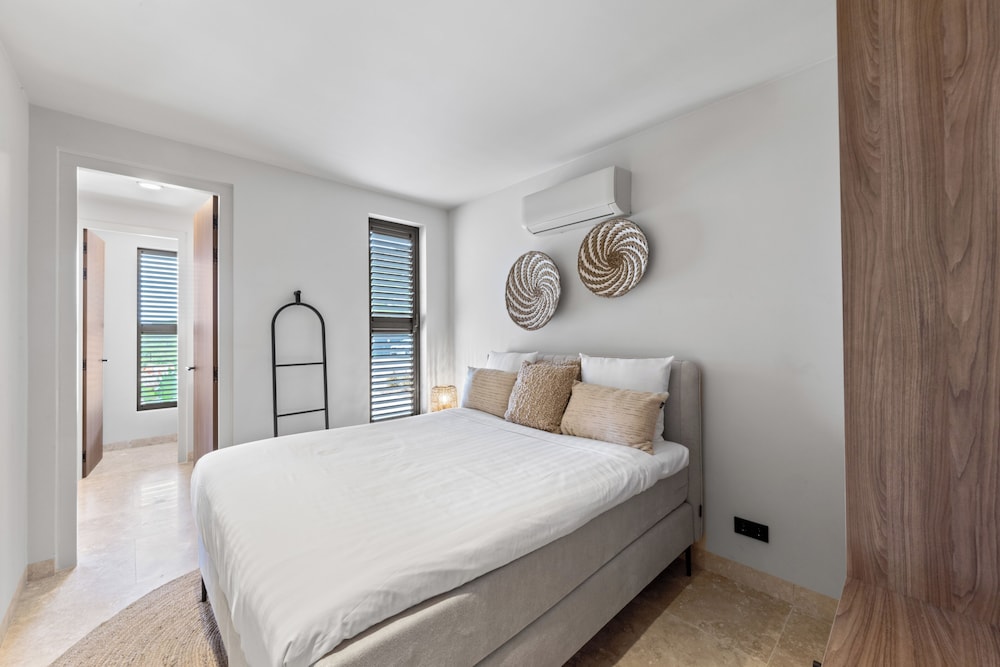 Luxury Villa photo 2
