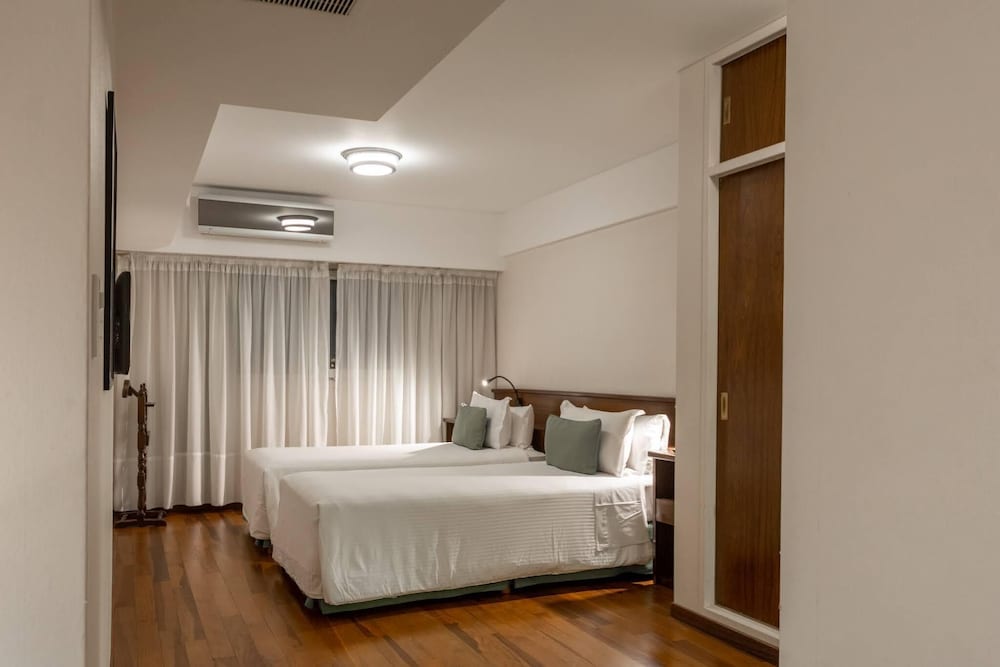 Executive Room photo 1