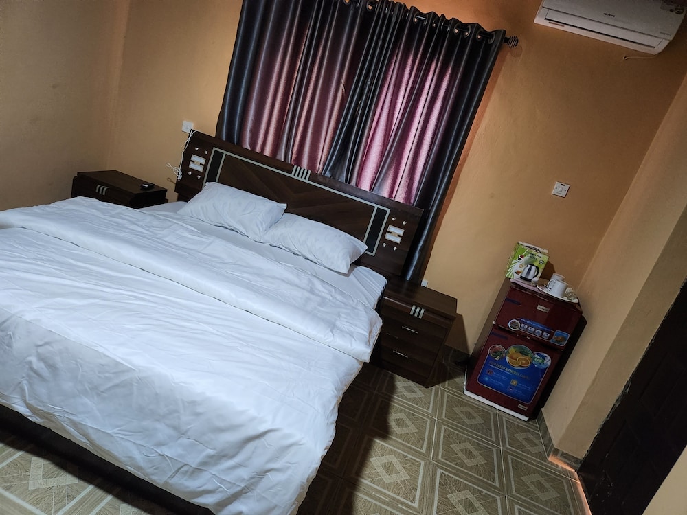 Deluxe Suite photo 3