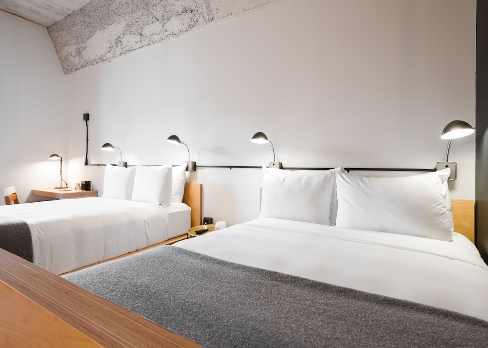 Deluxe Loft, 2 Queen Beds