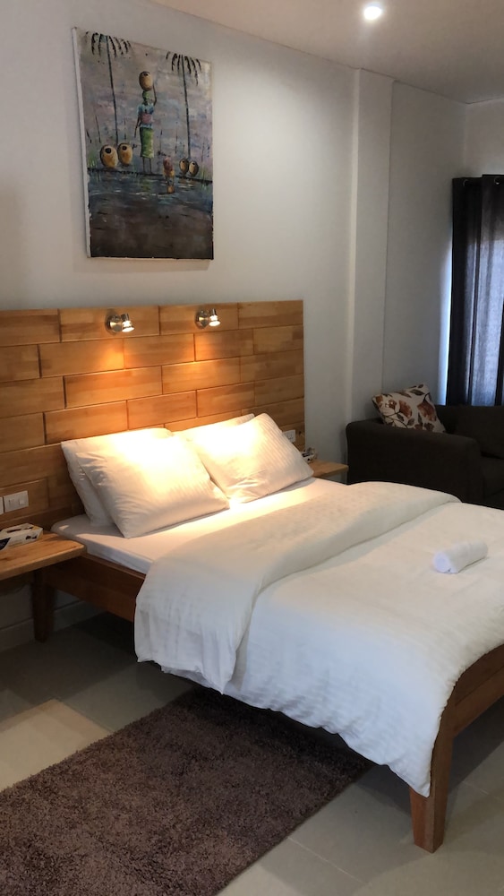Standard Double Room, City View