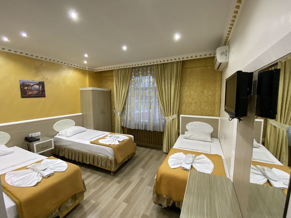 Standard Double Room Single Use photo 3