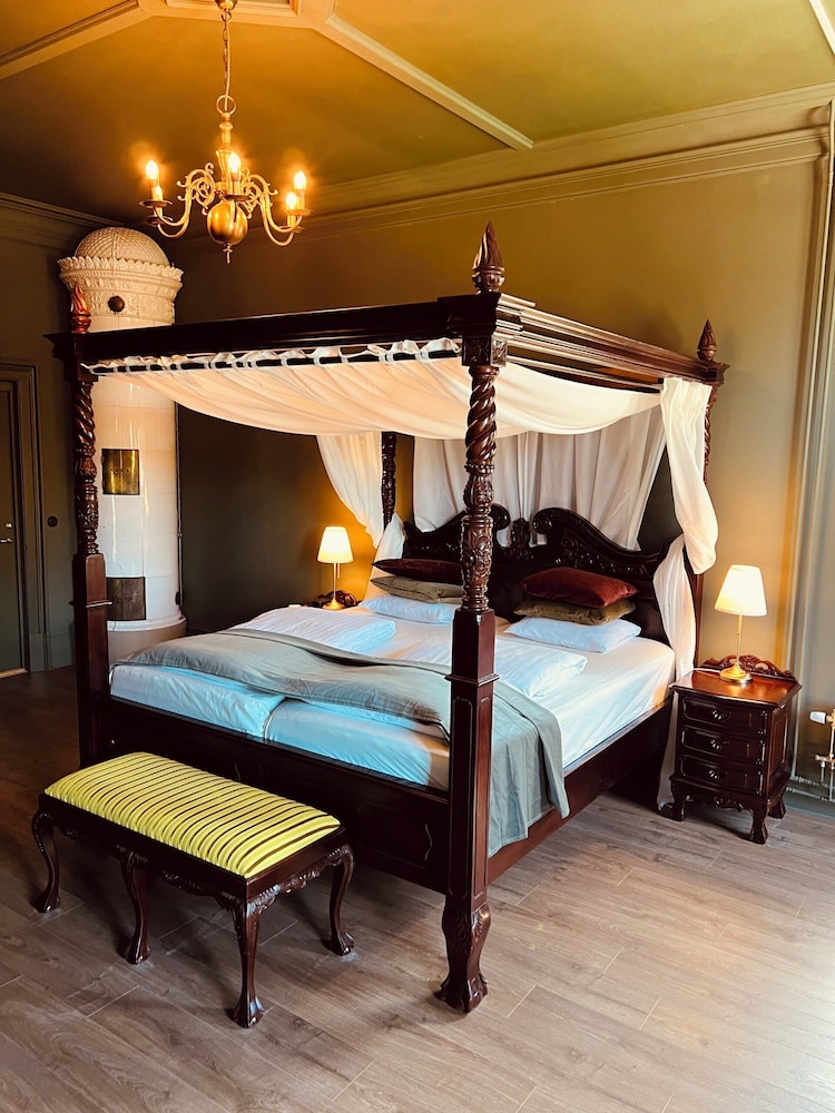 Deluxe Room, Multiple Beds photo 1