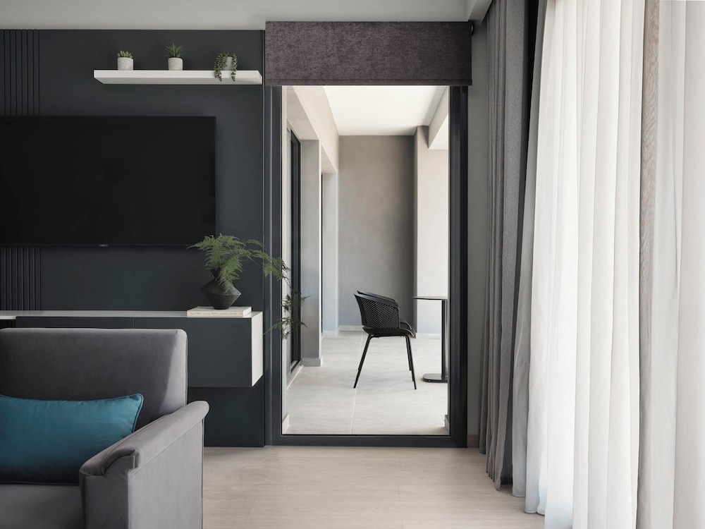 Family Suite, Balcony, City View photo 3