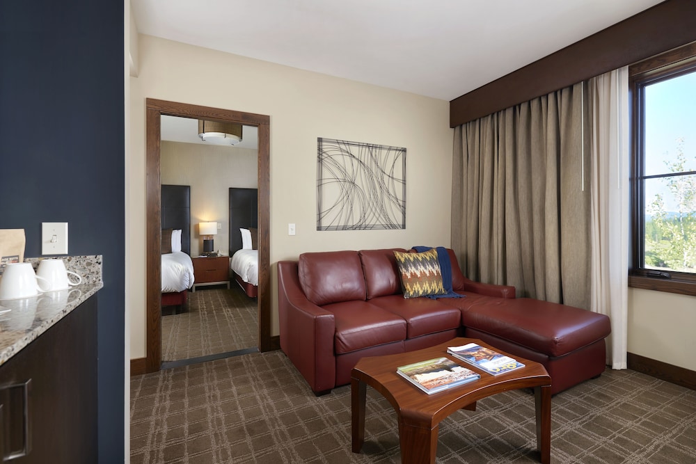 Suite, Multiple Beds, Resort View photo 1
