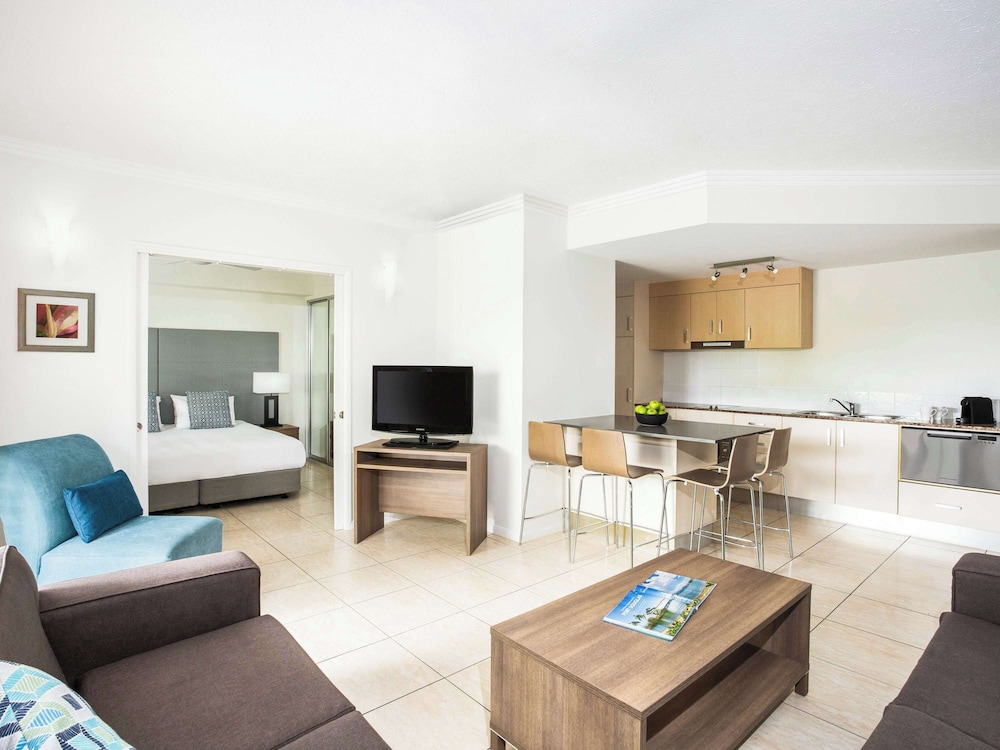 1 Bedroom - Photo 6
