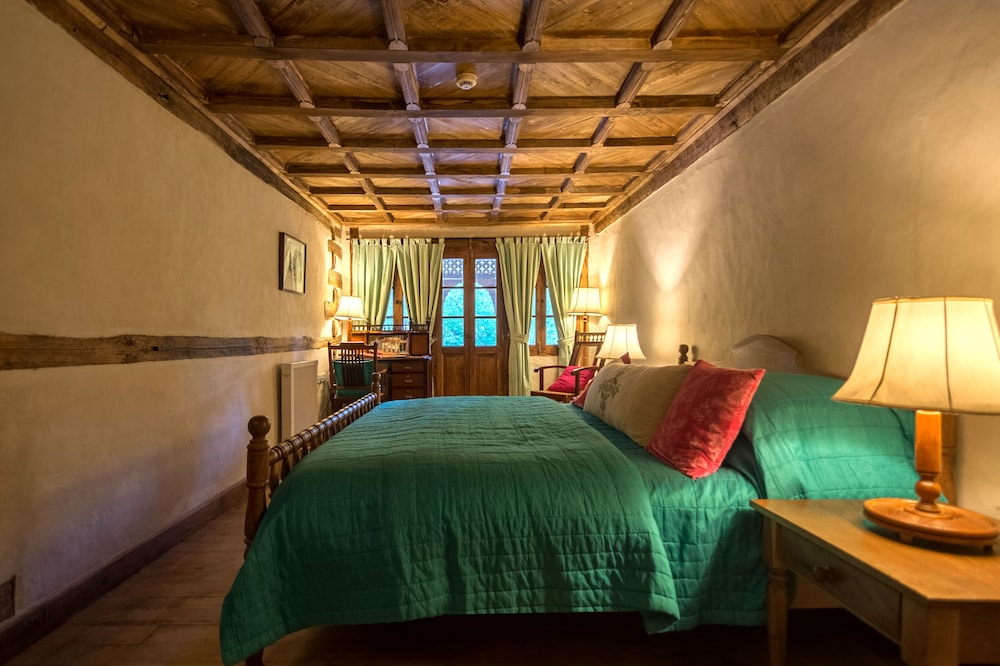 Royal Heritage Suite photo 1
