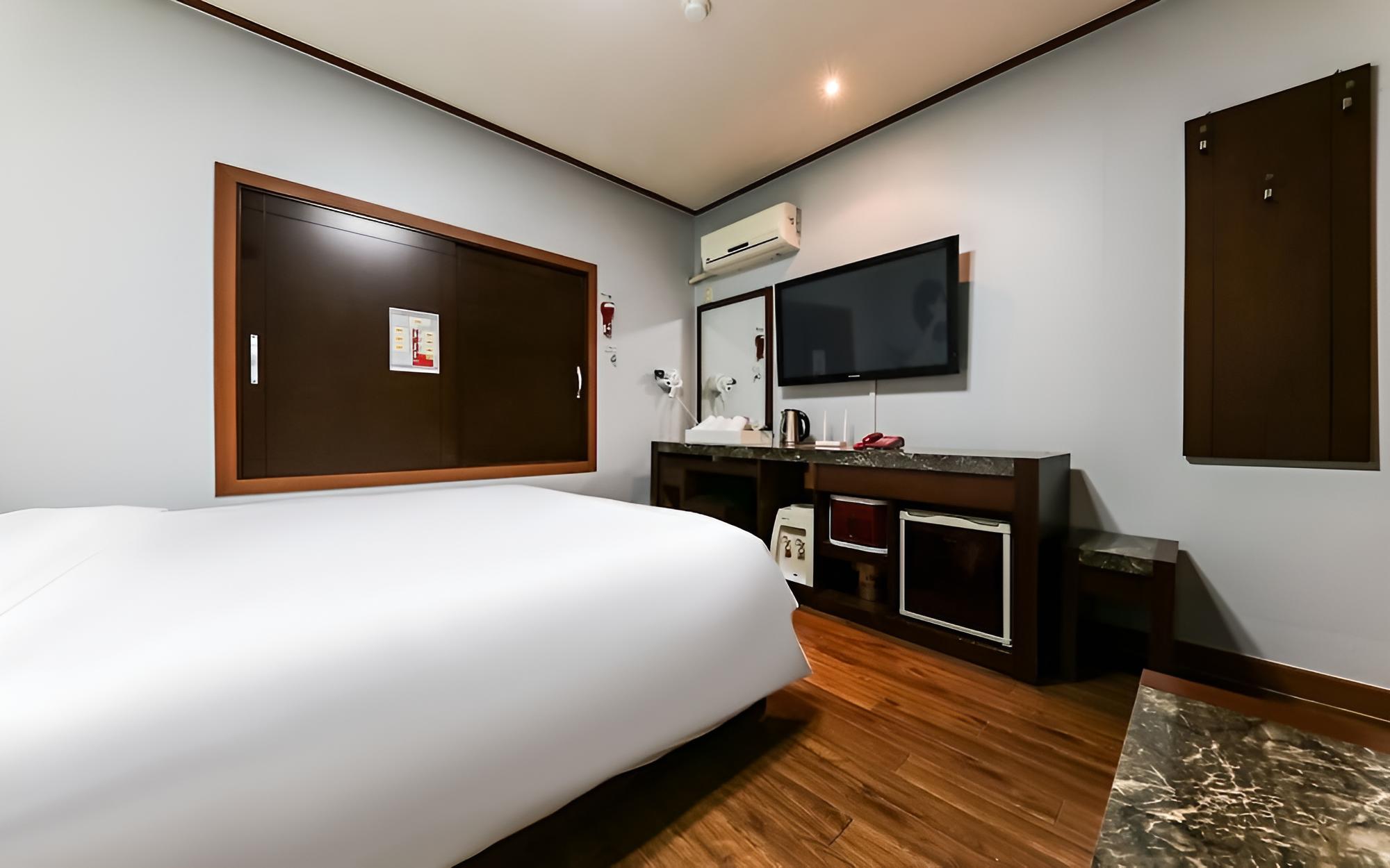 Room (Standard room (tub additional cost 50) - Photo 2
