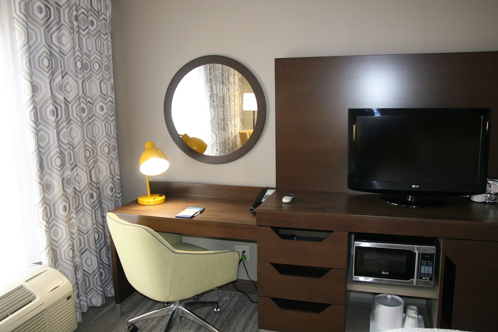 Room, 1 King Bed, Accessible, Non Smoking - Photo 1