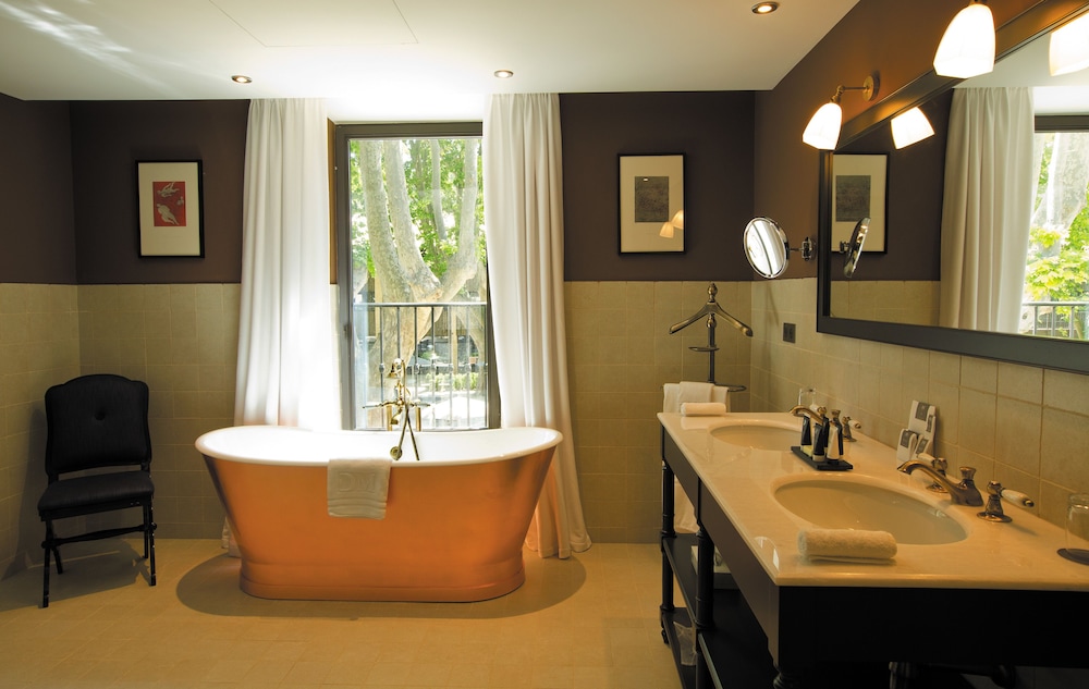 Suite (Manville) photo 2