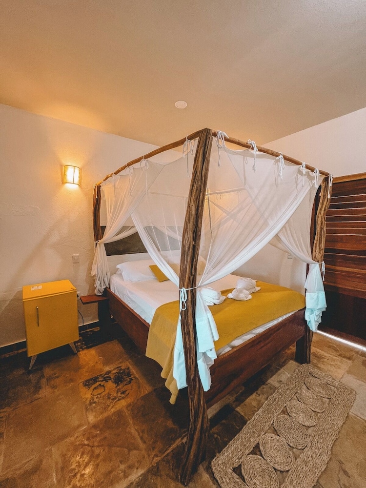 Deluxe Triple Room photo 2