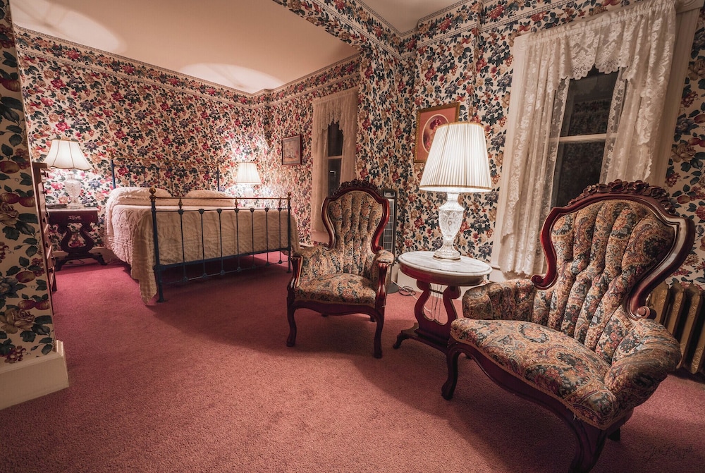 Double Room, Ensuite (Deluxe 1 Queen)