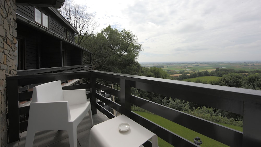 Standard Double Room, Valley View photo 3