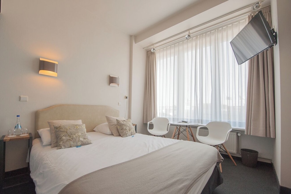 Standard Double or Twin Room, Harbor View
